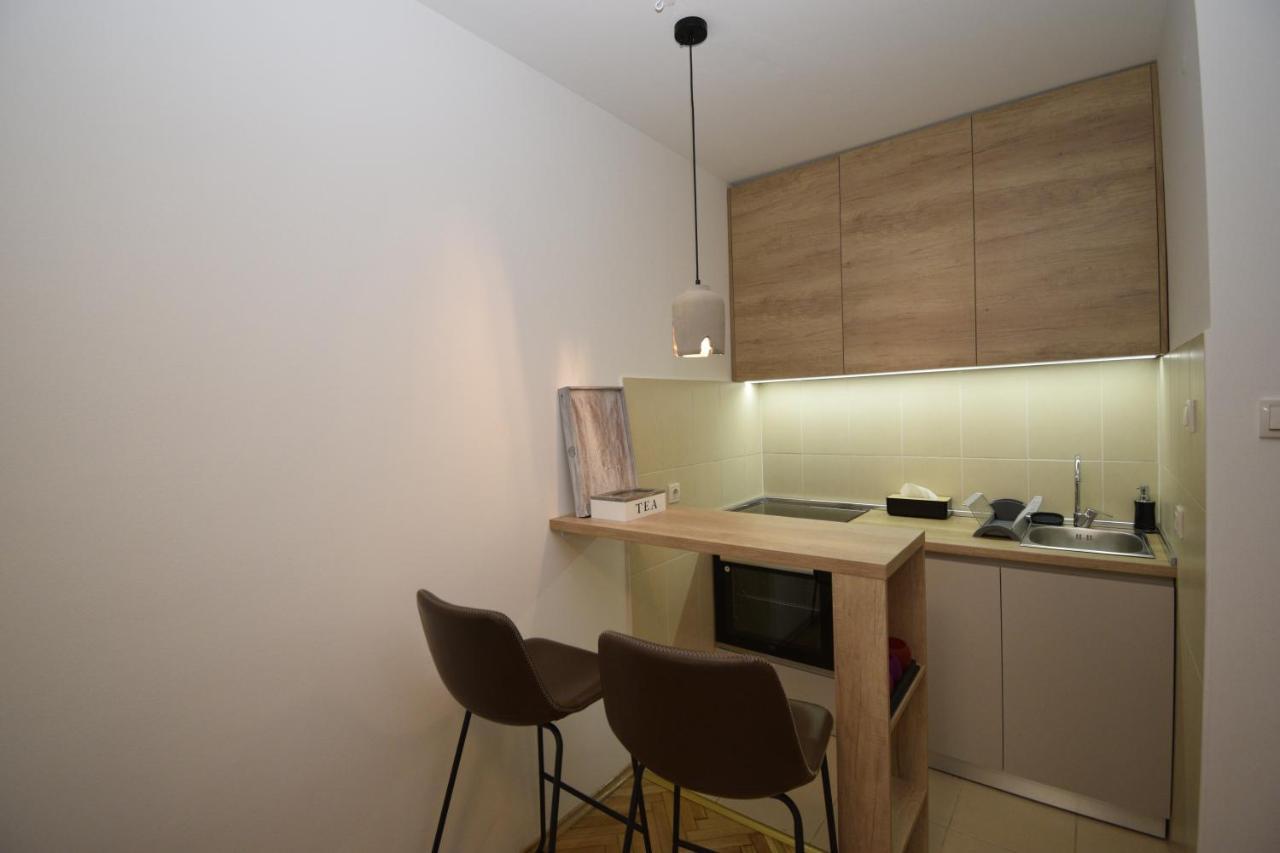 Art Zone Apartman *
